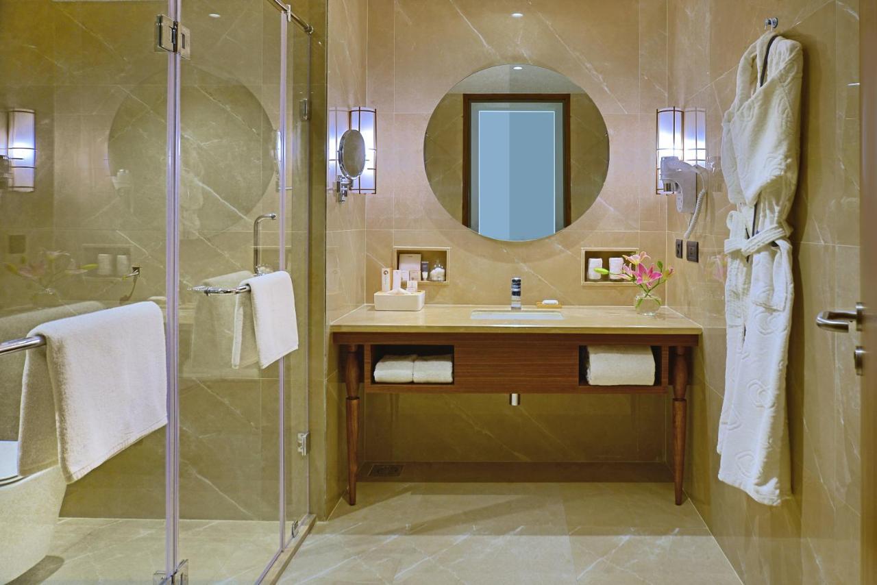 Gift City Club, A Member Of Radisson Individuals Γκαντχιναγκάρ Εξωτερικό φωτογραφία