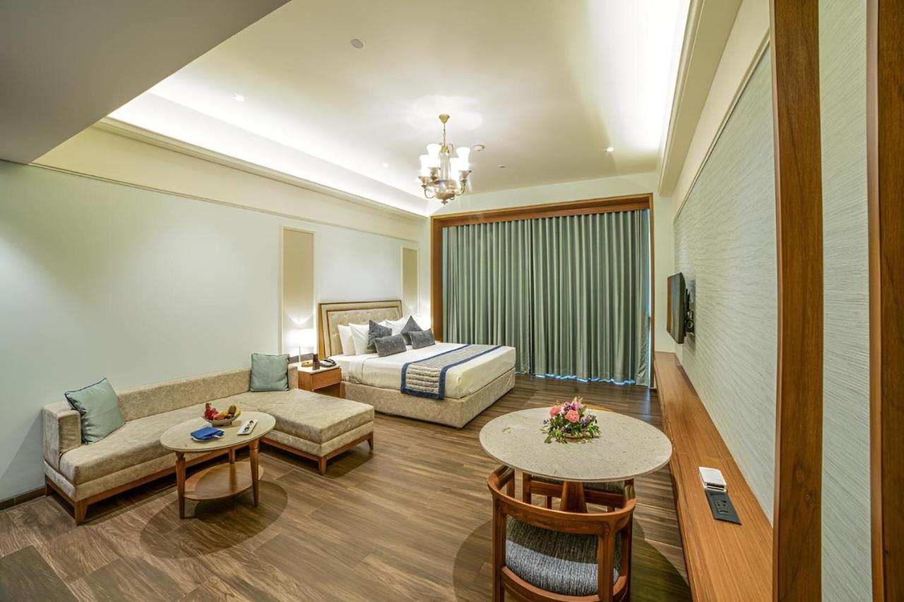 Gift City Club, A Member Of Radisson Individuals Γκαντχιναγκάρ Εξωτερικό φωτογραφία