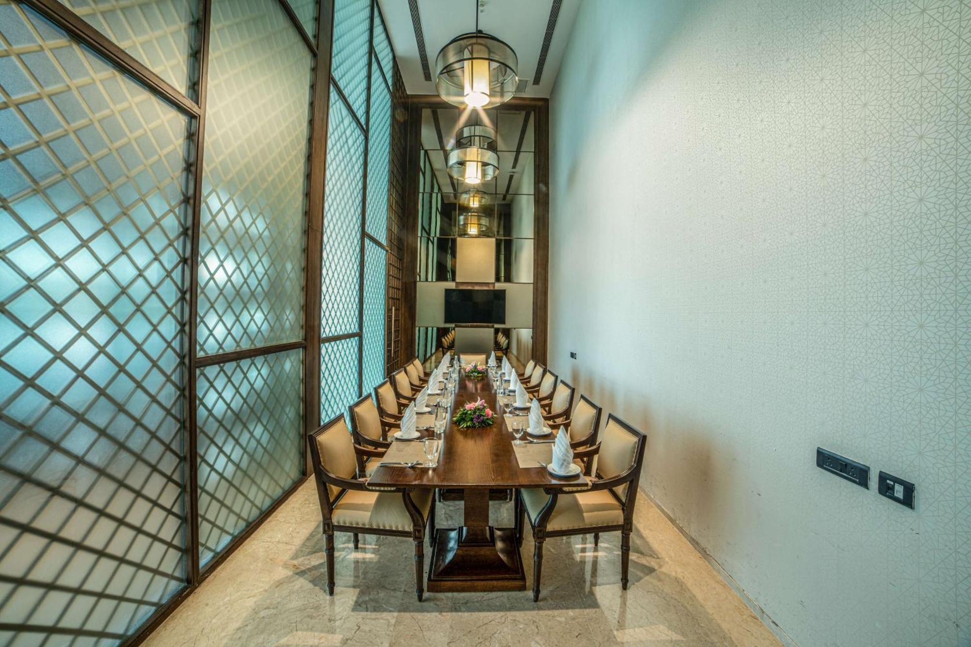 Gift City Club, A Member Of Radisson Individuals Γκαντχιναγκάρ Εξωτερικό φωτογραφία