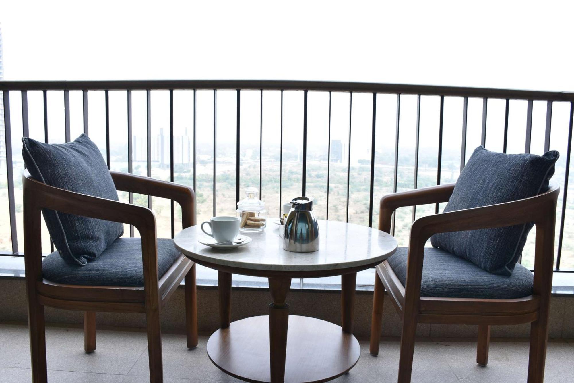 Gift City Club, A Member Of Radisson Individuals Γκαντχιναγκάρ Εξωτερικό φωτογραφία