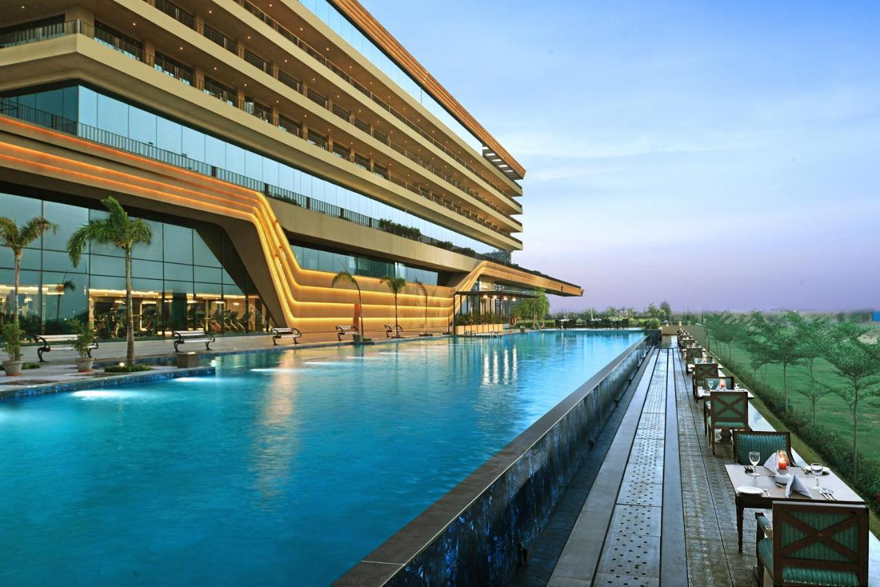 Gift City Club, A Member Of Radisson Individuals Γκαντχιναγκάρ Εξωτερικό φωτογραφία