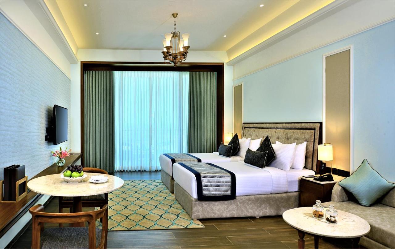 Gift City Club, A Member Of Radisson Individuals Γκαντχιναγκάρ Εξωτερικό φωτογραφία